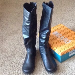 Ingaro Knee-high Boots